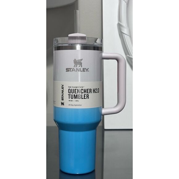 Stanley Quencher H2.0 FlowState 40oz Tumbler, POOL OMBRE - Picture 1 of 4